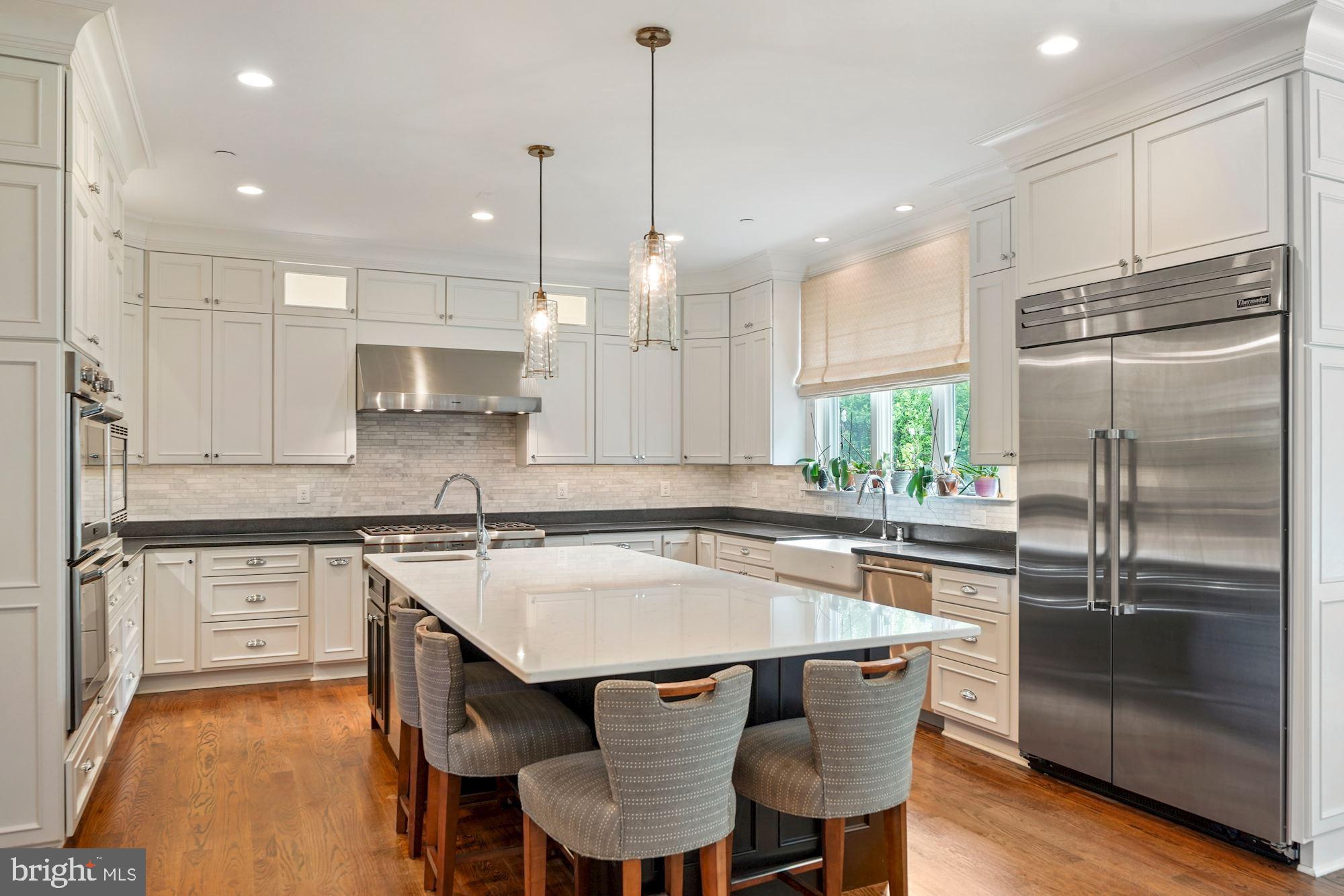 GLEN ECHO HEIGHTS - Residential