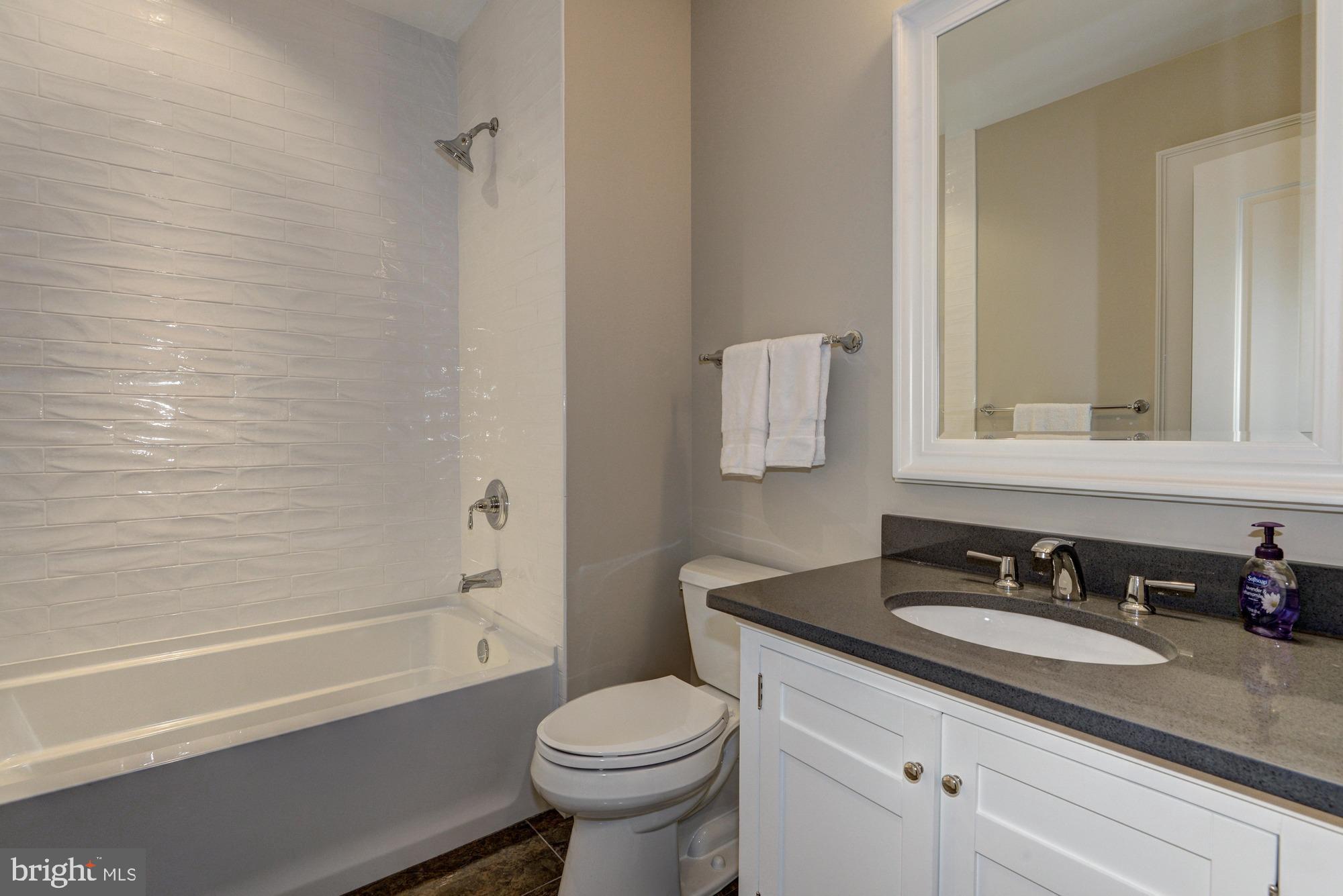 GLEN ECHO HEIGHTS - Residential