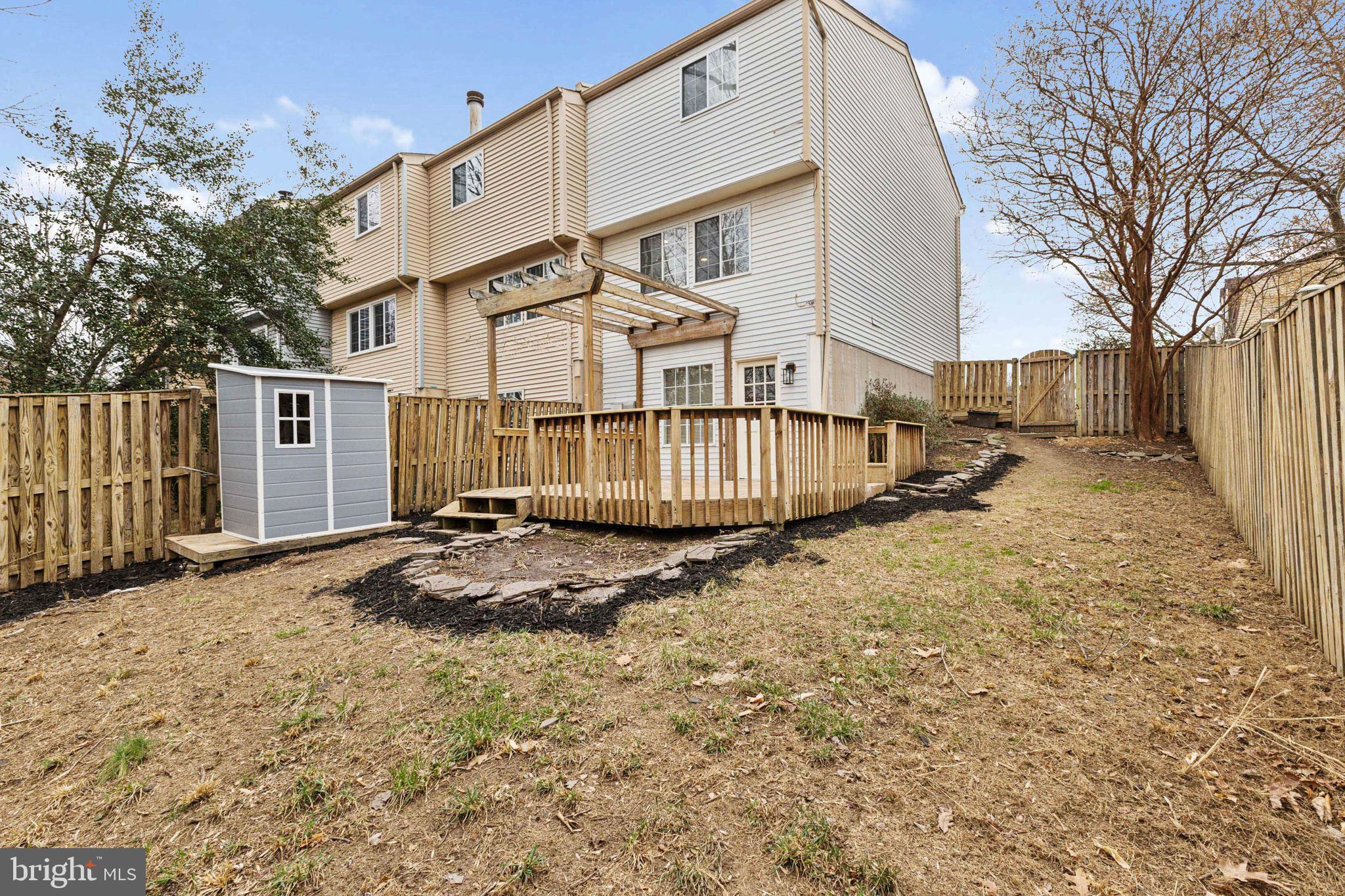 NEWINGTON FOREST - Residential