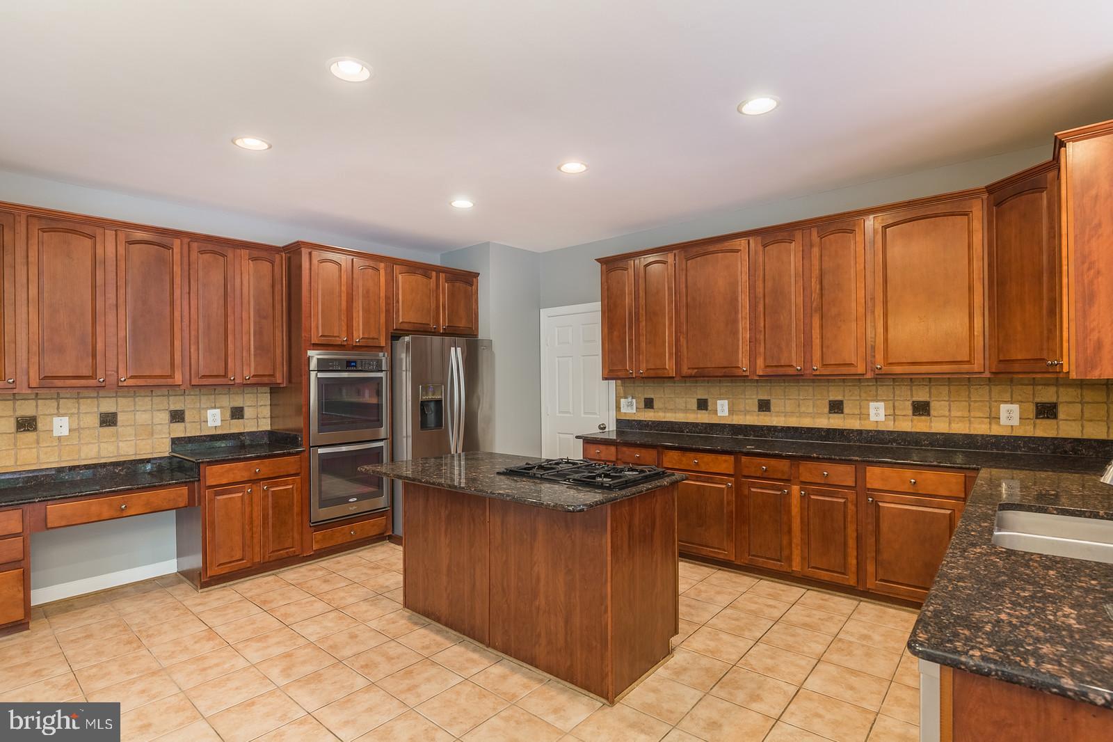 AQUIA OVERLOOK - Residential