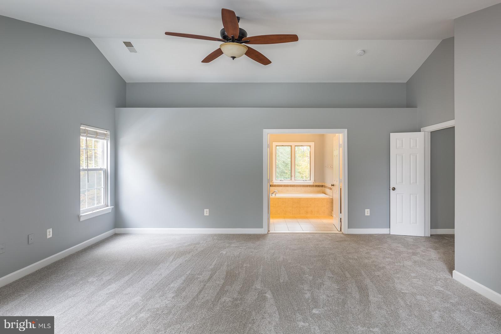 AQUIA OVERLOOK - Residential