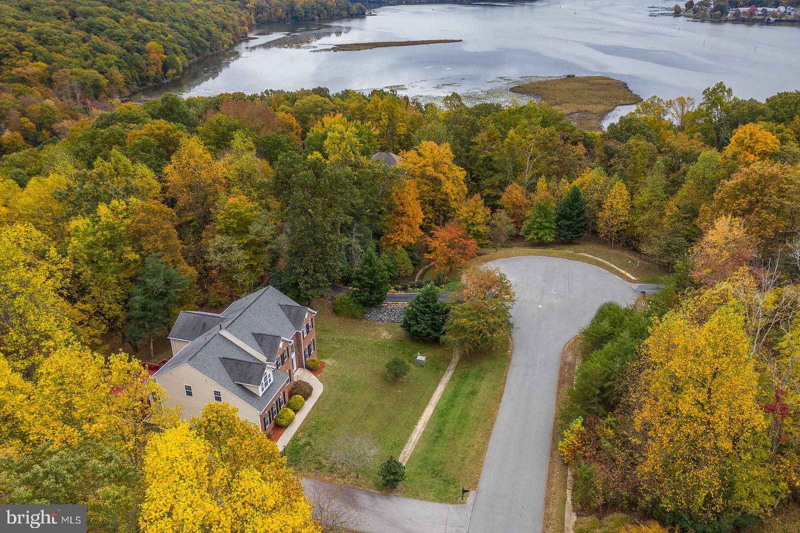 AQUIA OVERLOOK - Residential
