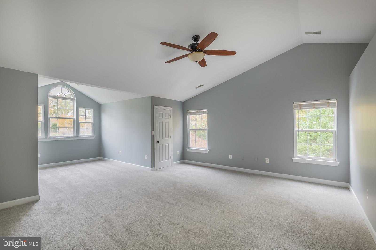 AQUIA OVERLOOK - Residential