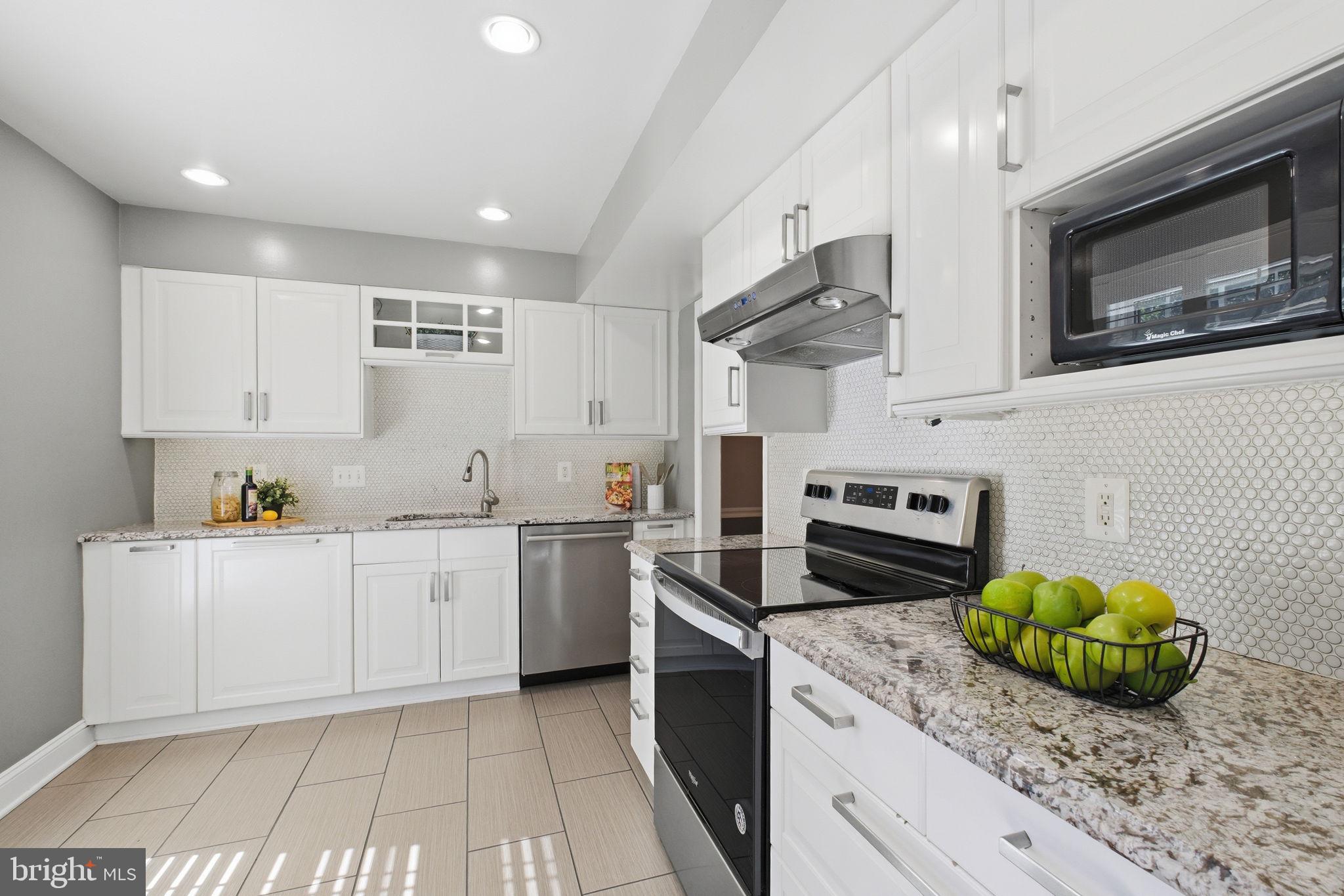 5278 BRADGEN COURT
