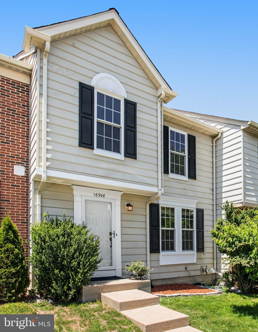 Photo 1 of 35 — 16948 POINT PLEASANT LANE, DUMFRIES, VA 22026