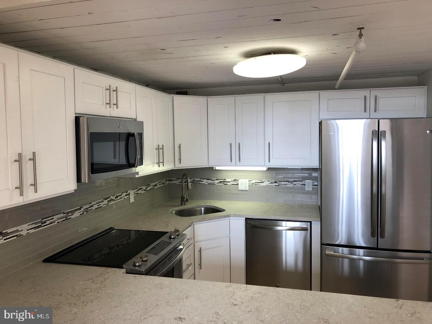 RITTENHOUSE SQUARE - Residential Lease