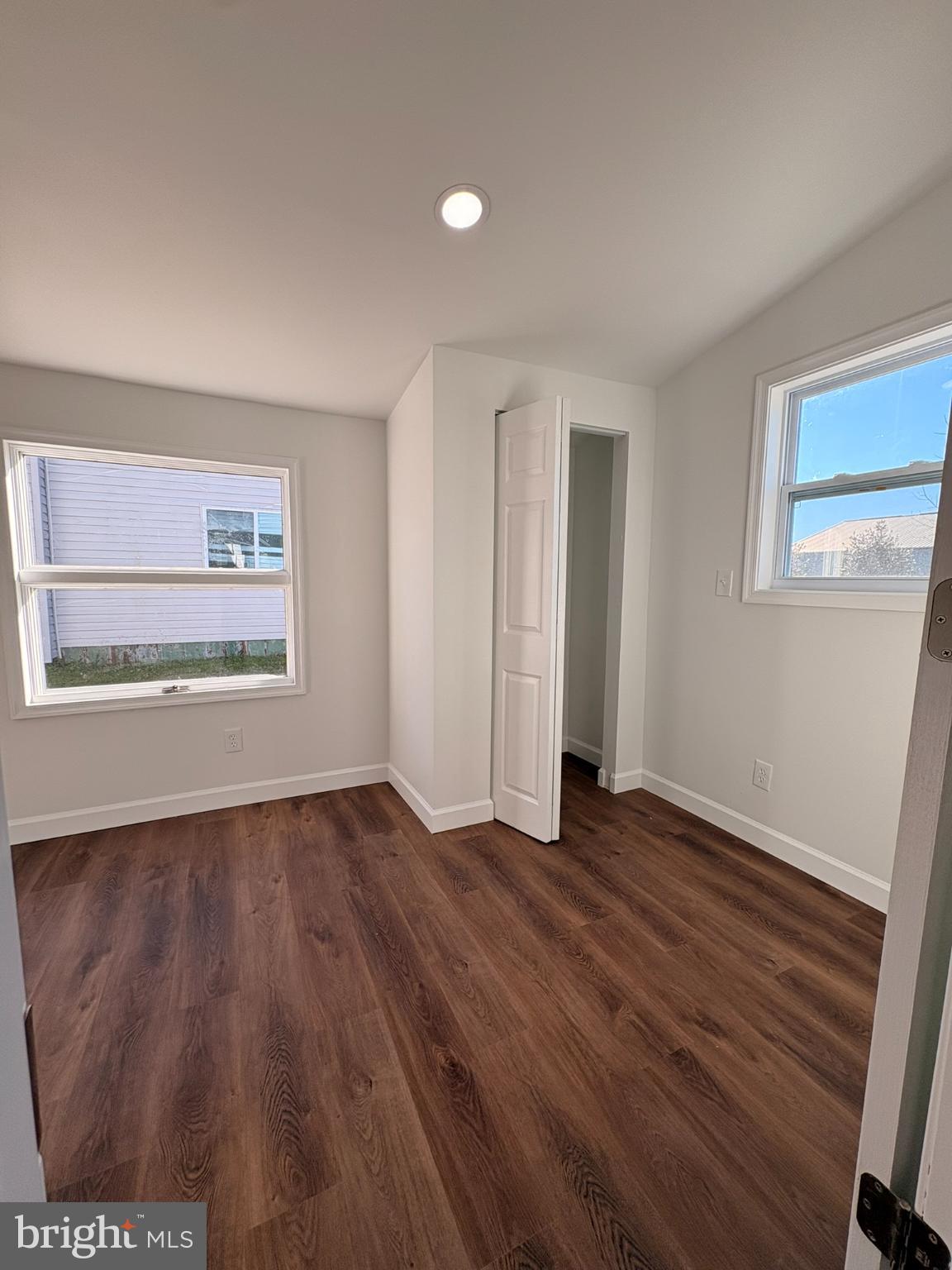 CHURCH HILL - Residential