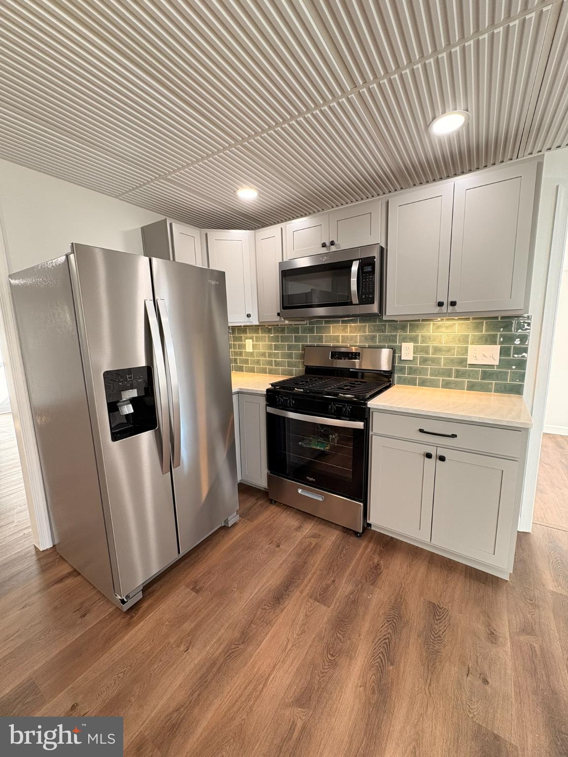 CHURCH HILL - Residential