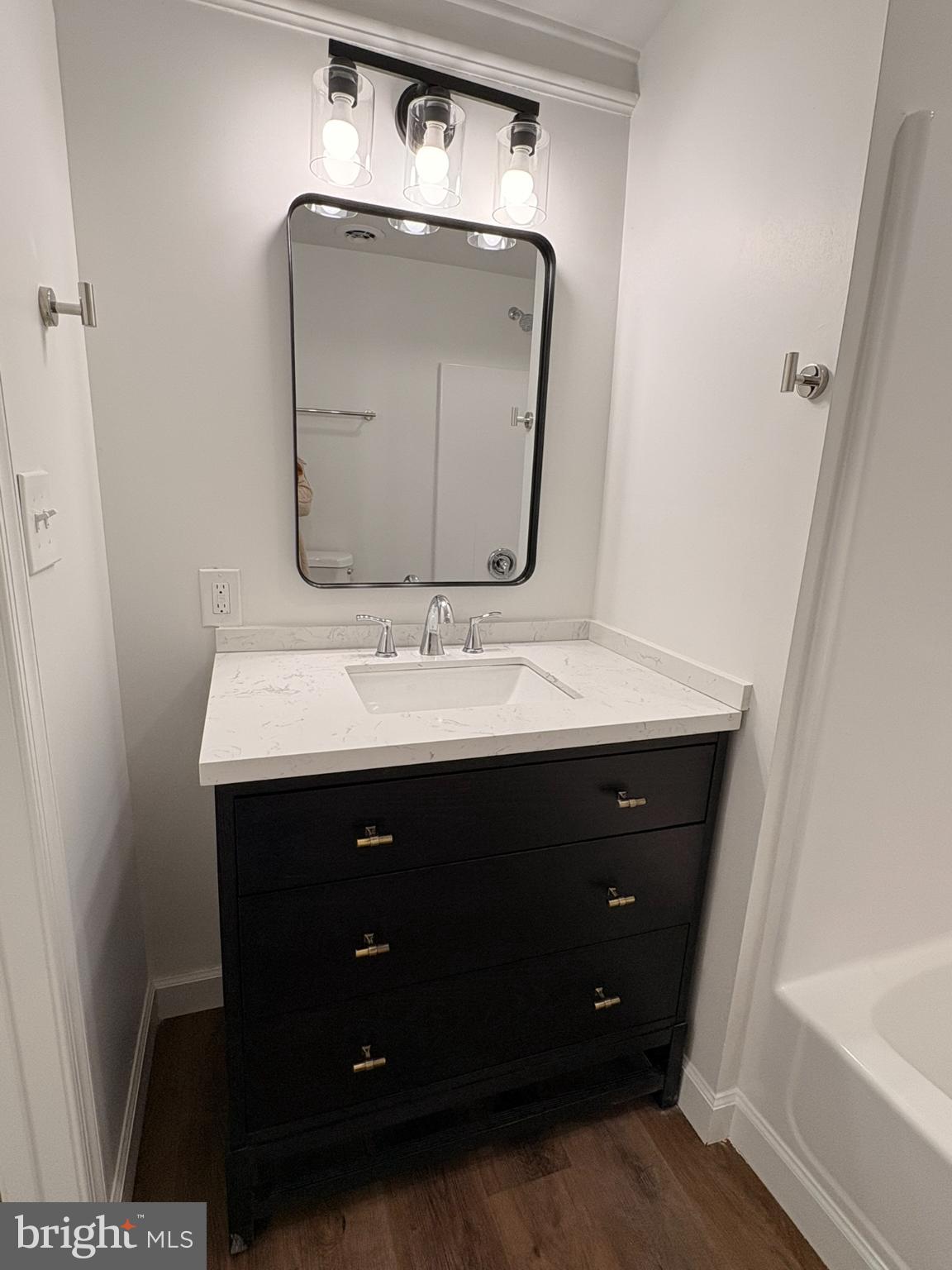 CHURCH HILL - Residential