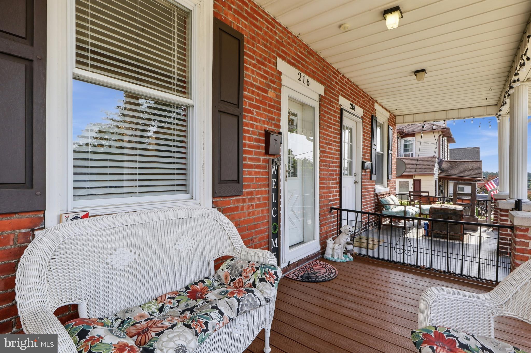 216 W DAUPHIN STREET