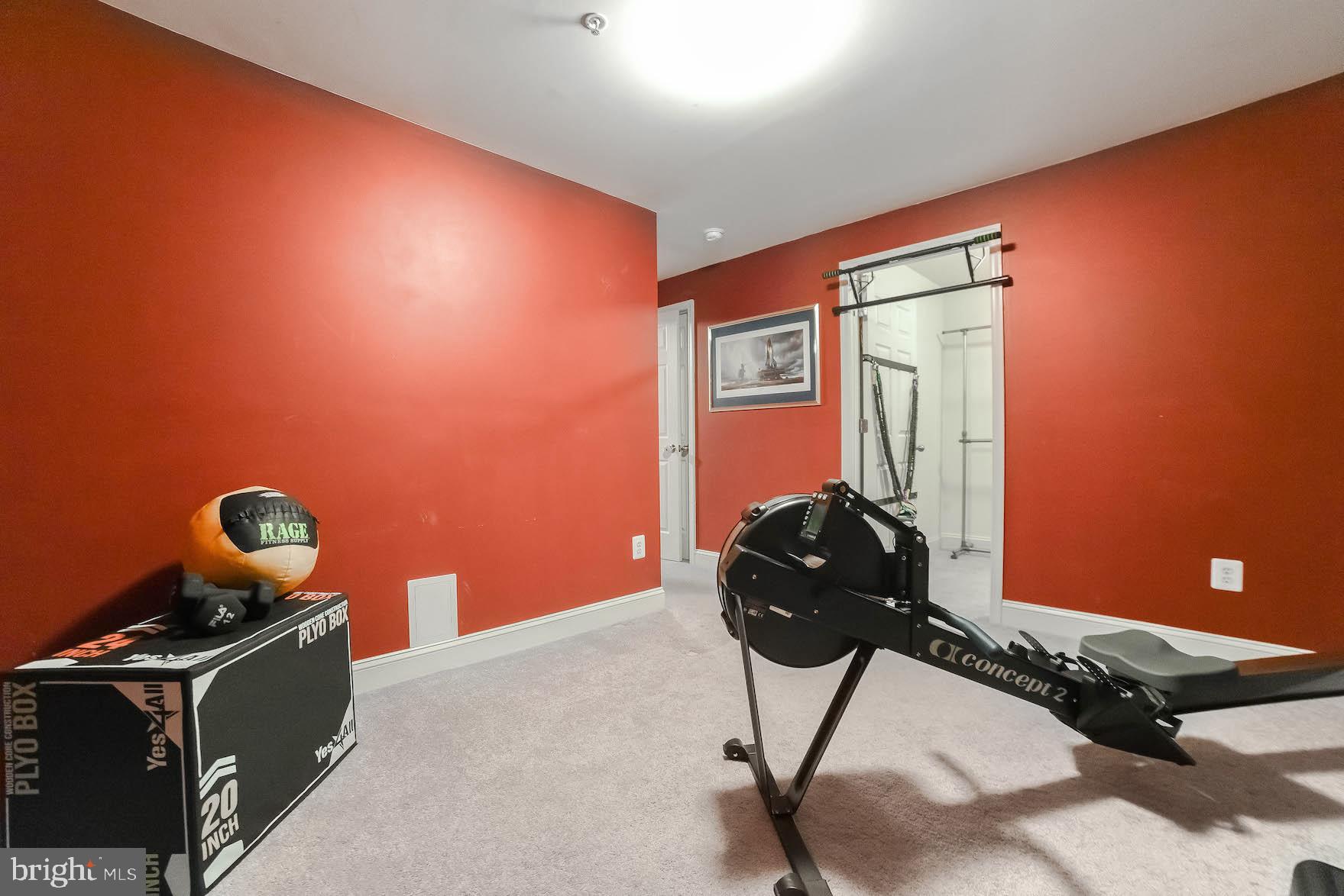 WILLOWGATE - Residential