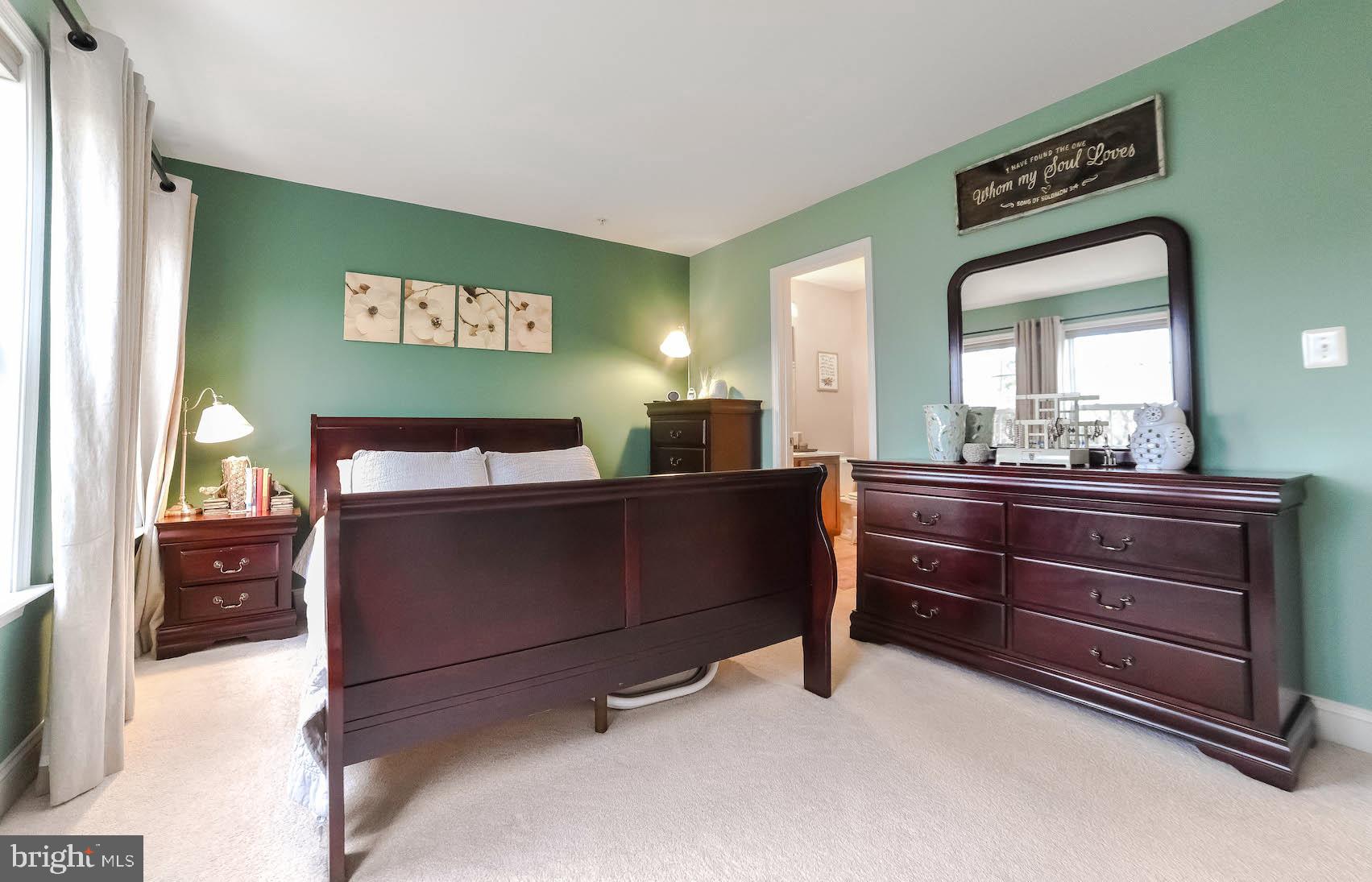 WILLOWGATE - Residential