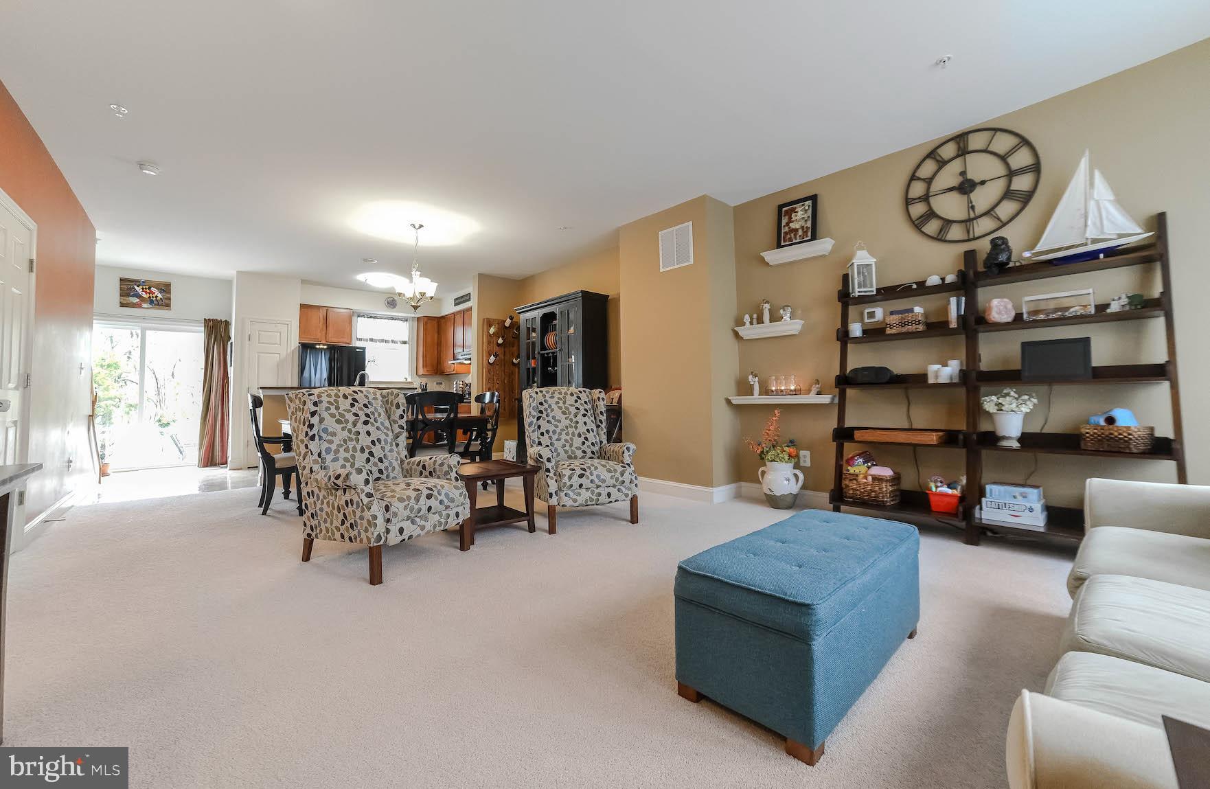 WILLOWGATE - Residential