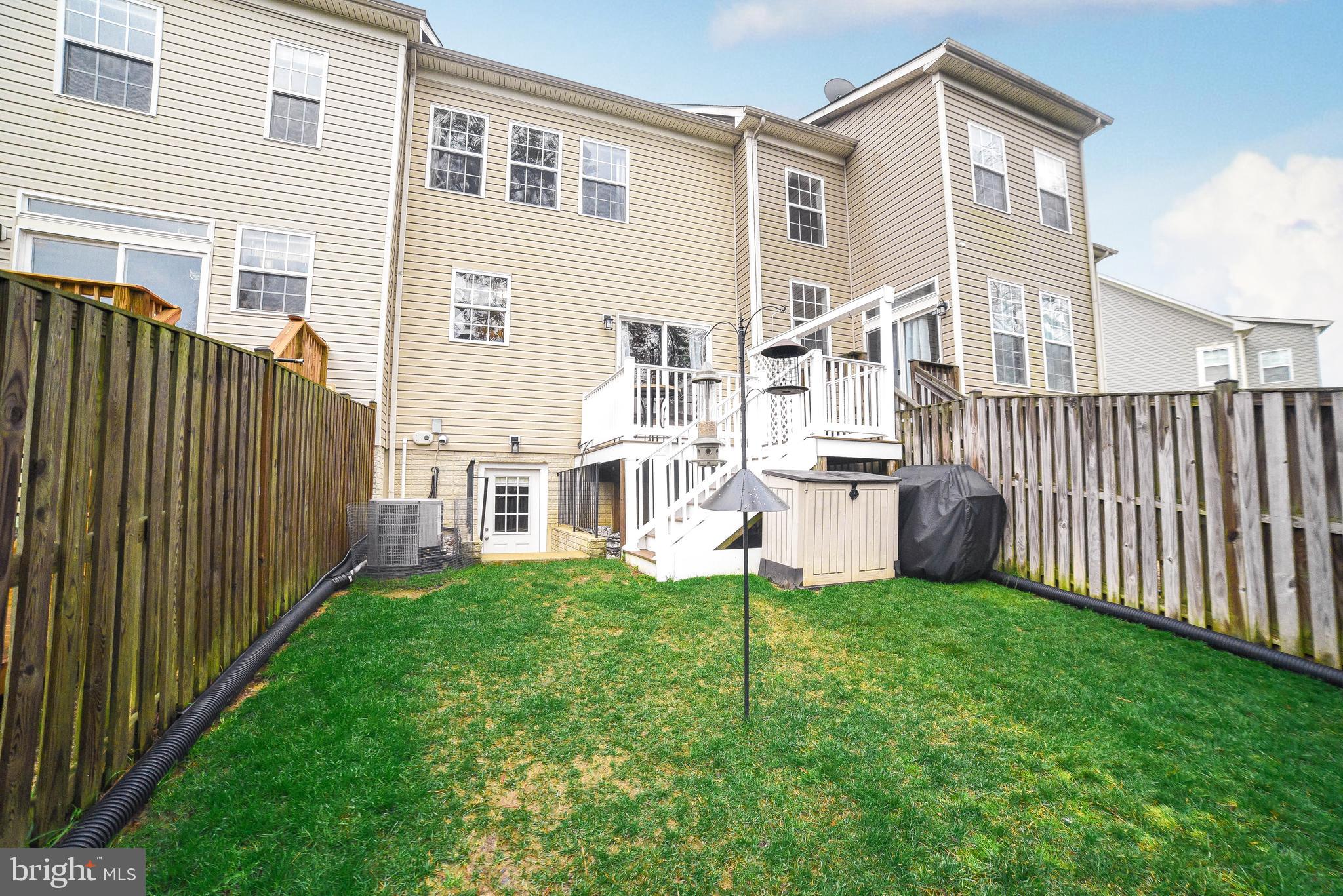 WILLOWGATE - Residential