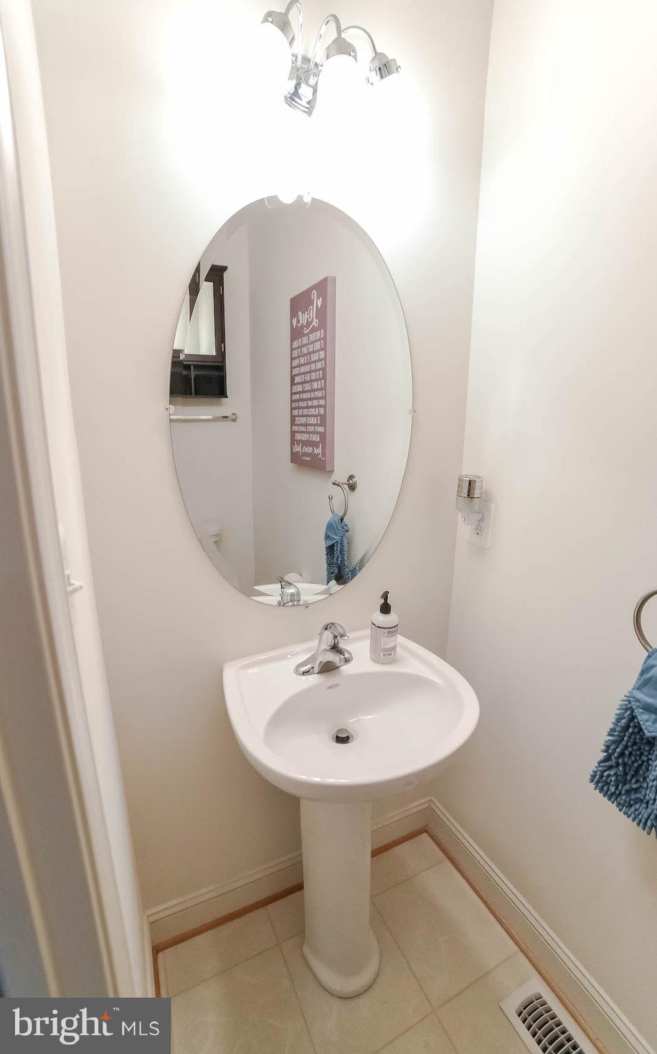 WILLOWGATE - Residential