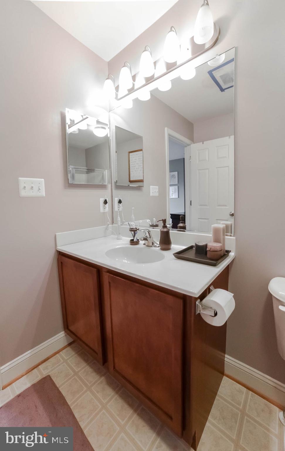 WILLOWGATE - Residential