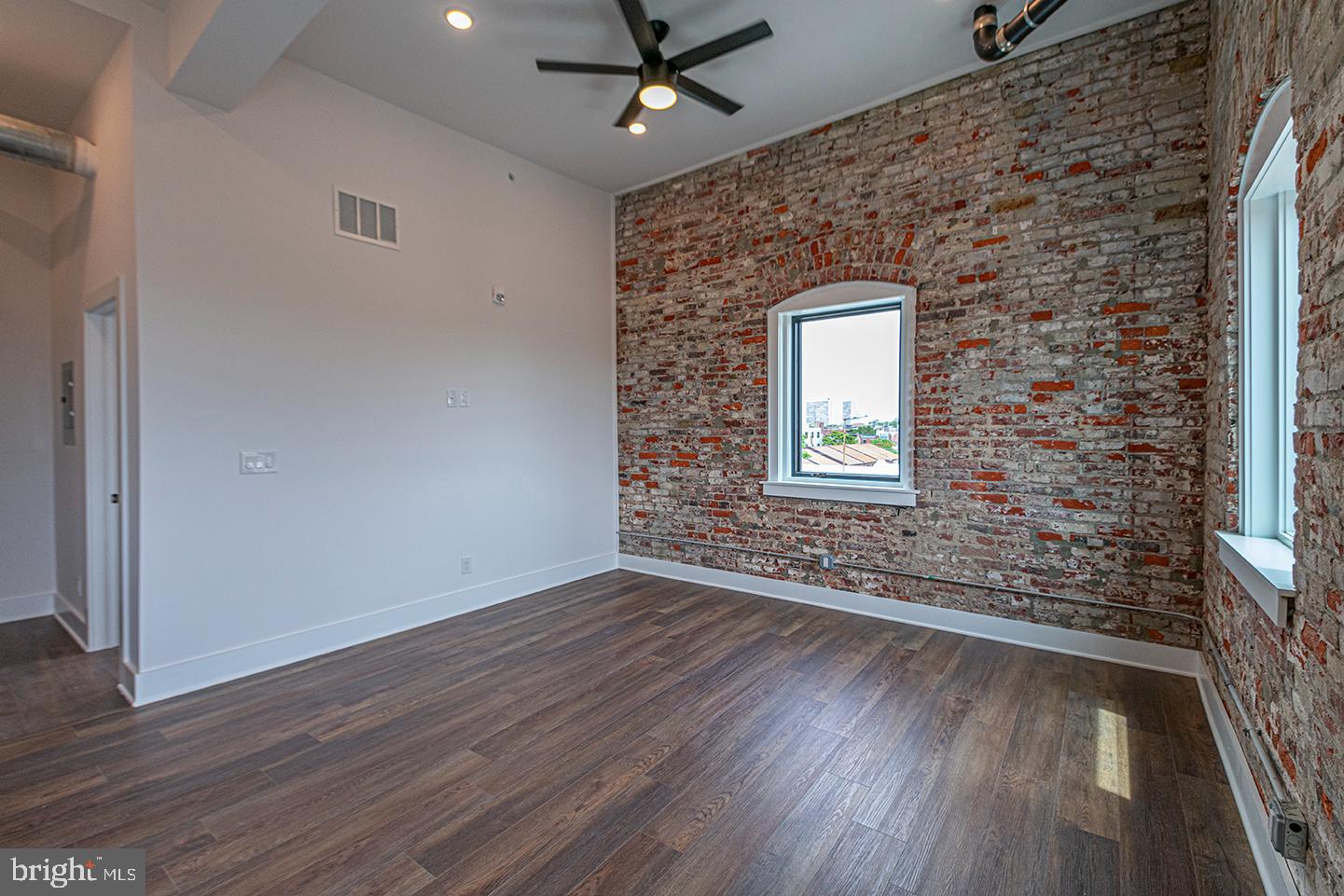 BELLA VISTA - Residential Lease