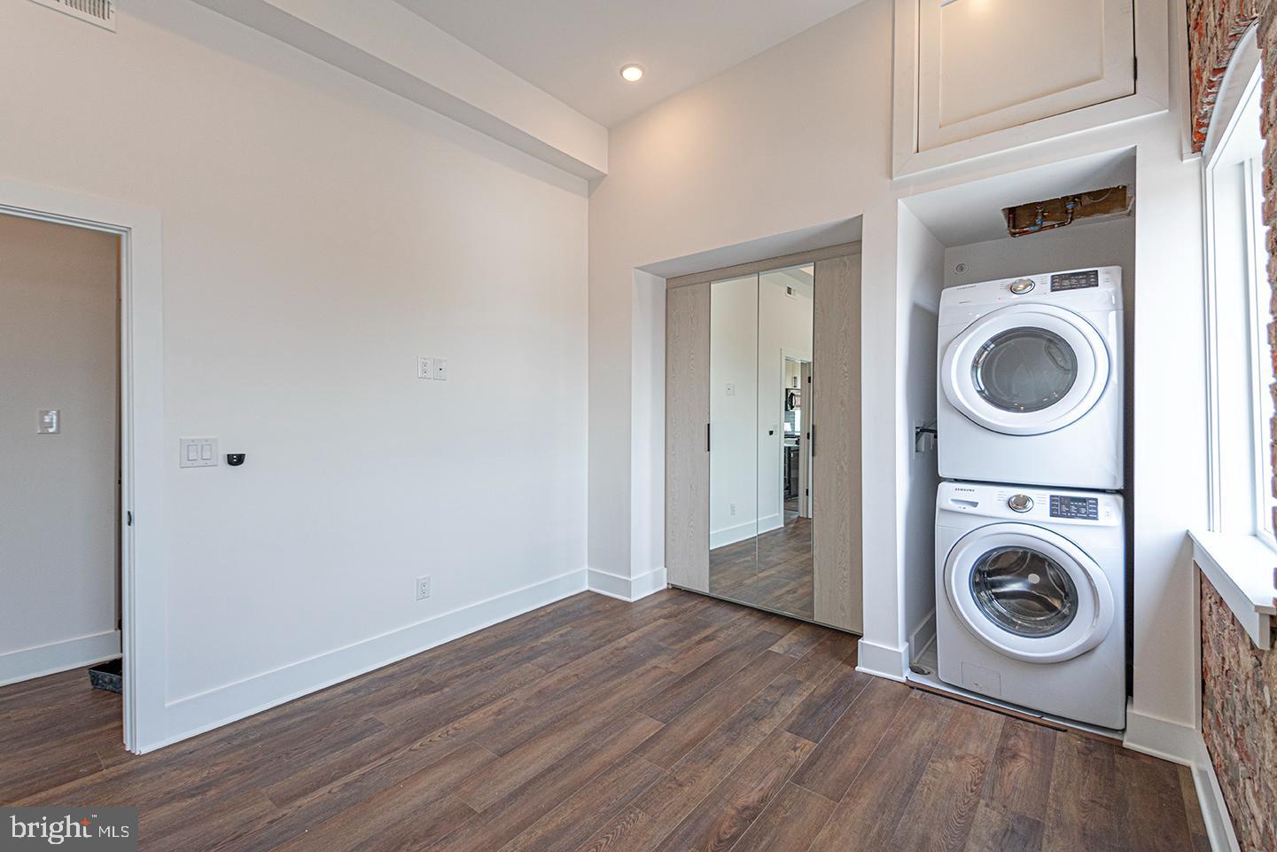 BELLA VISTA - Residential Lease