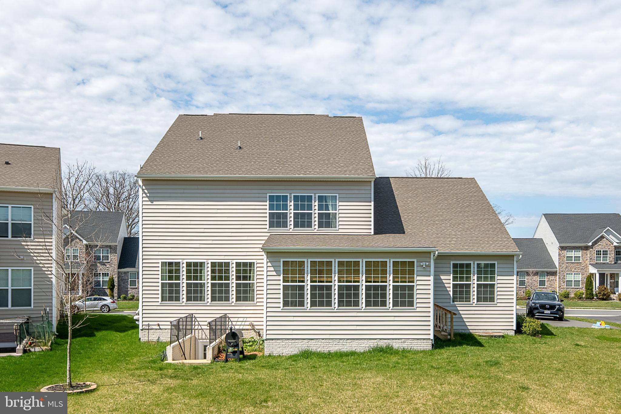 NICHOLSON FARM - Residential Lease