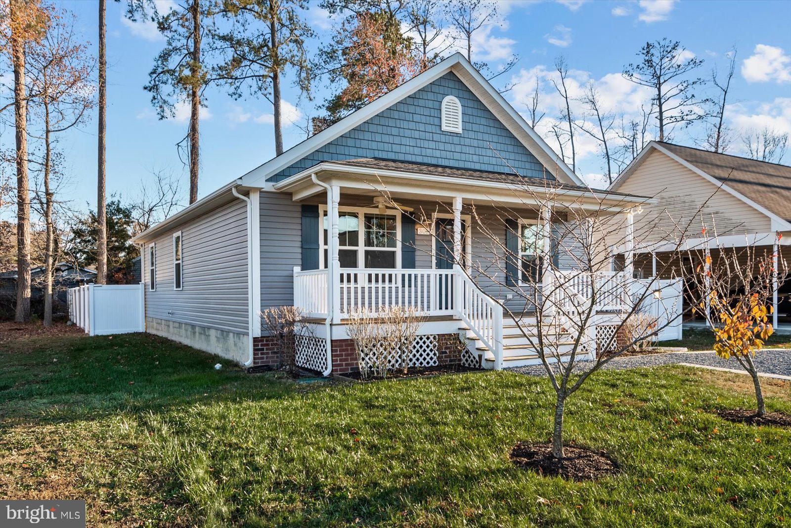 CLASSIC SHORES - Residential