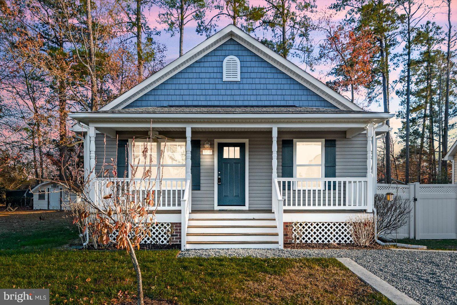 CLASSIC SHORES - Residential