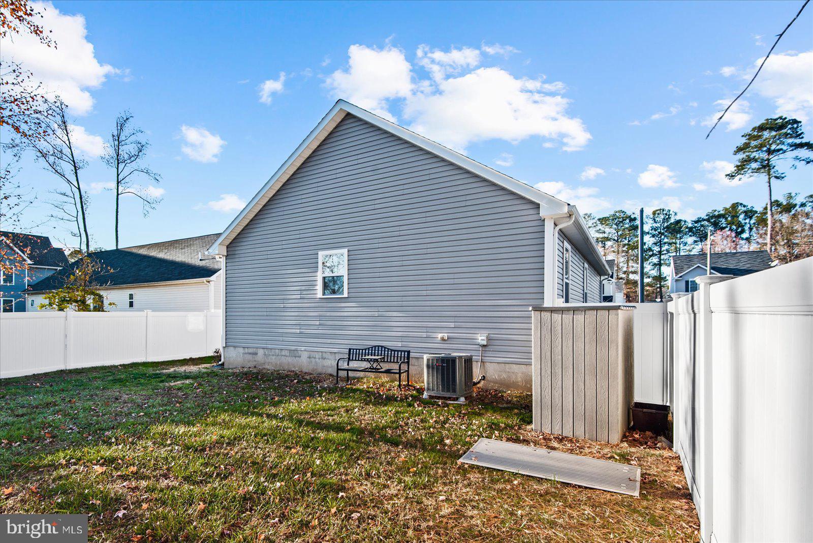 CLASSIC SHORES - Residential