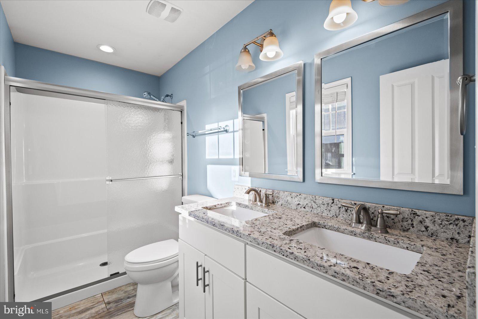 CLASSIC SHORES - Residential