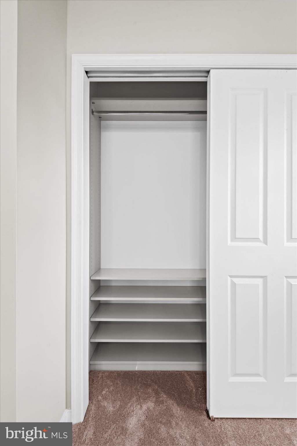 CLASSIC SHORES - Residential