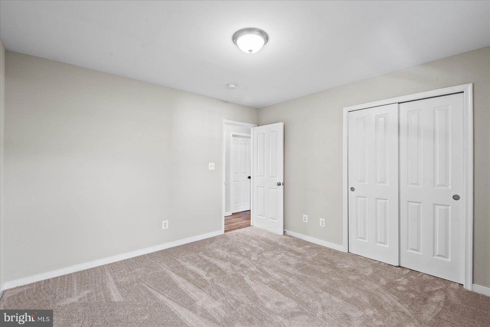 CLASSIC SHORES - Residential