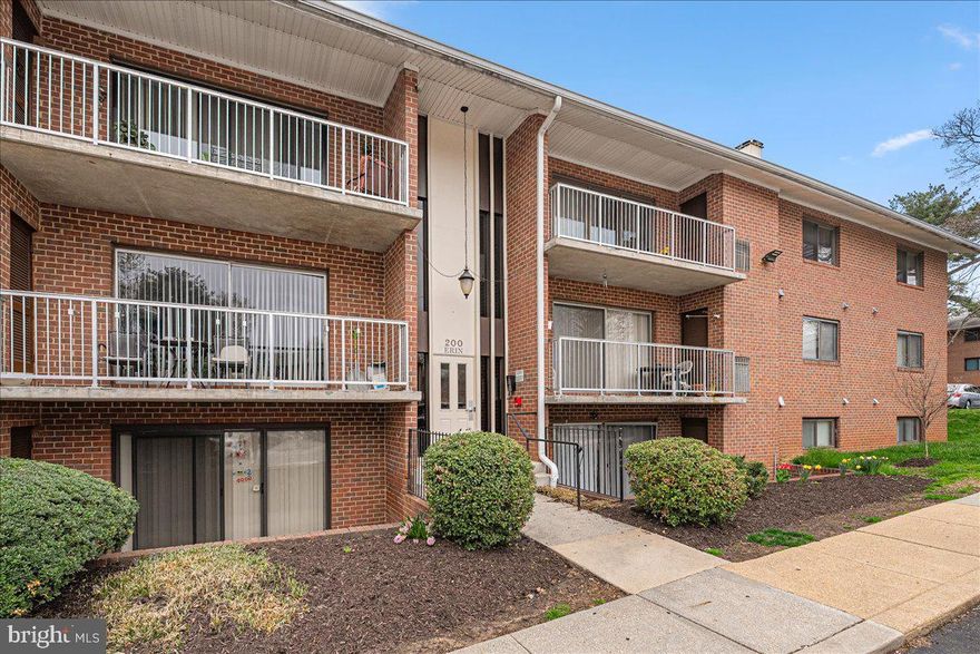 Priced To Sell Fast! Hot Updated 1st Floor Condo, Spacious Kitchen with QUARTZ Counters, Stainless Steel Appliances, Modern Tile Backsplash, Spacious Bedrooms, New Custom Paint, Updated Bathrooms, New Flooring, New Lighting, Walk in Closets, Washer and Dryer in Unit, Balcony, 1 Assigned Parking Space #118, Water Included in COA Fee, Much More!! Close to Schools, Shopping, and Commuter Routes. This Will Not Last!