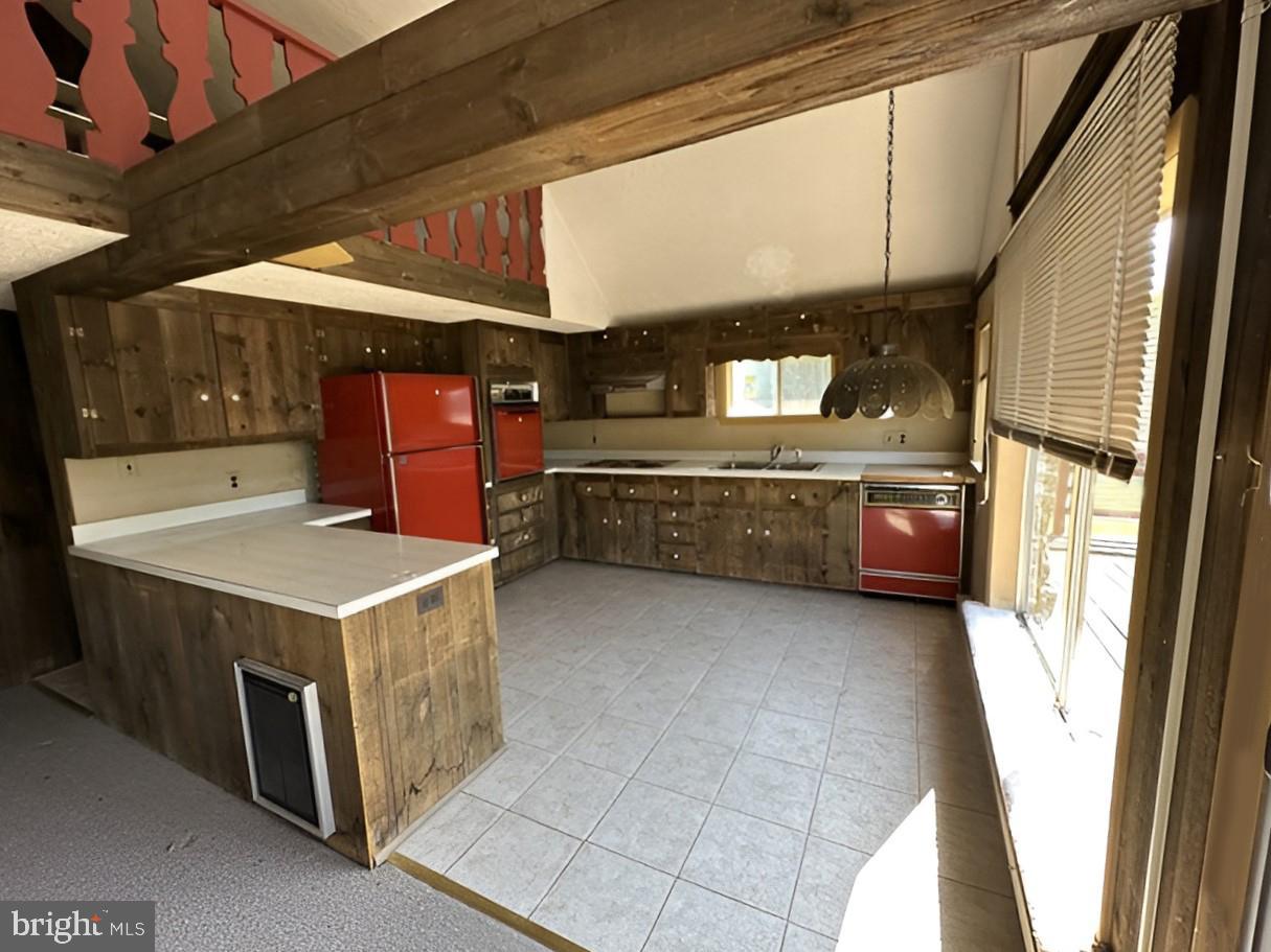 HERDMAN HILLTOP - Residential