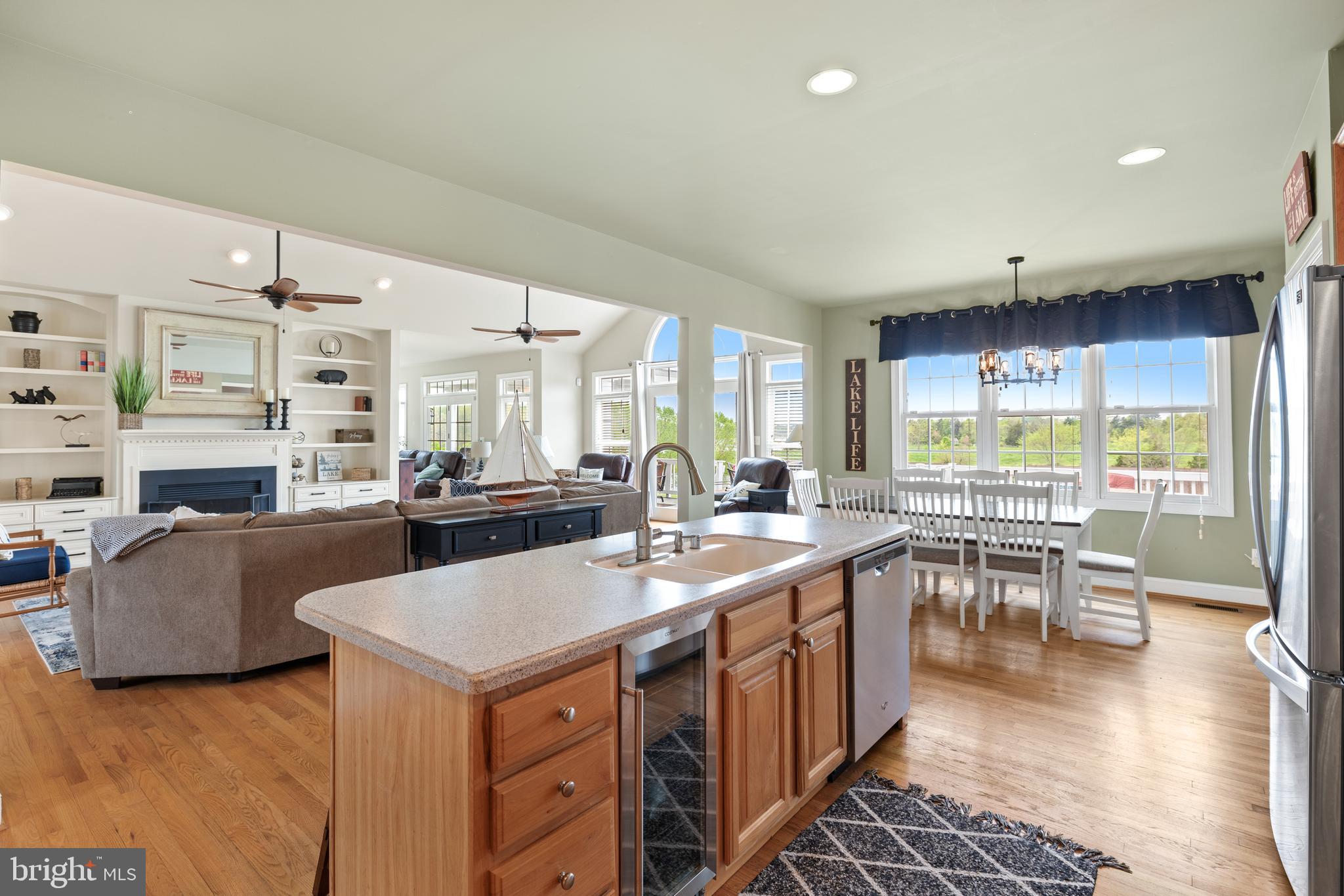 TWIN OAKS - Residential