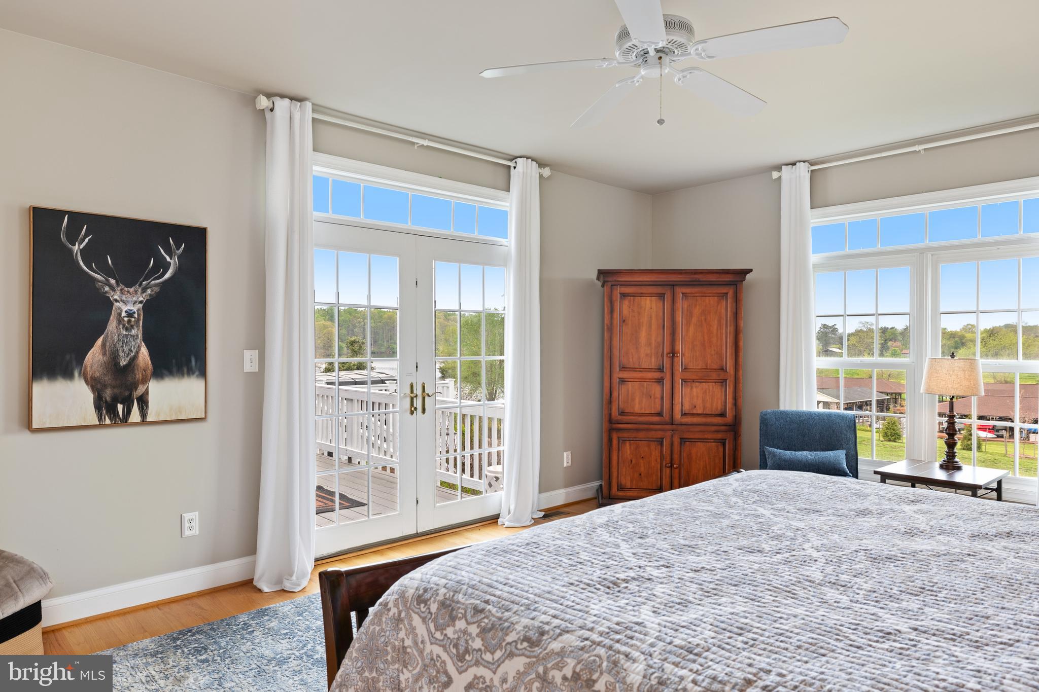 TWIN OAKS - Residential