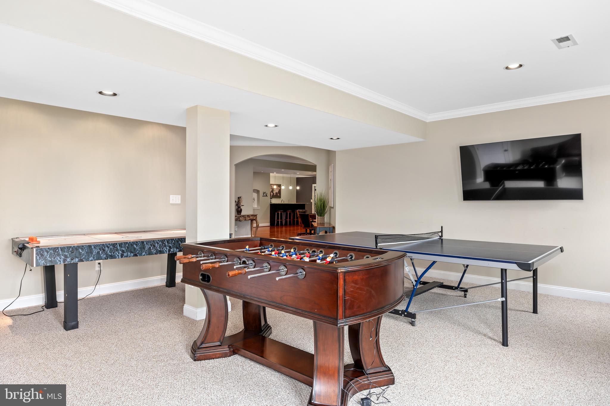 TWIN OAKS - Residential