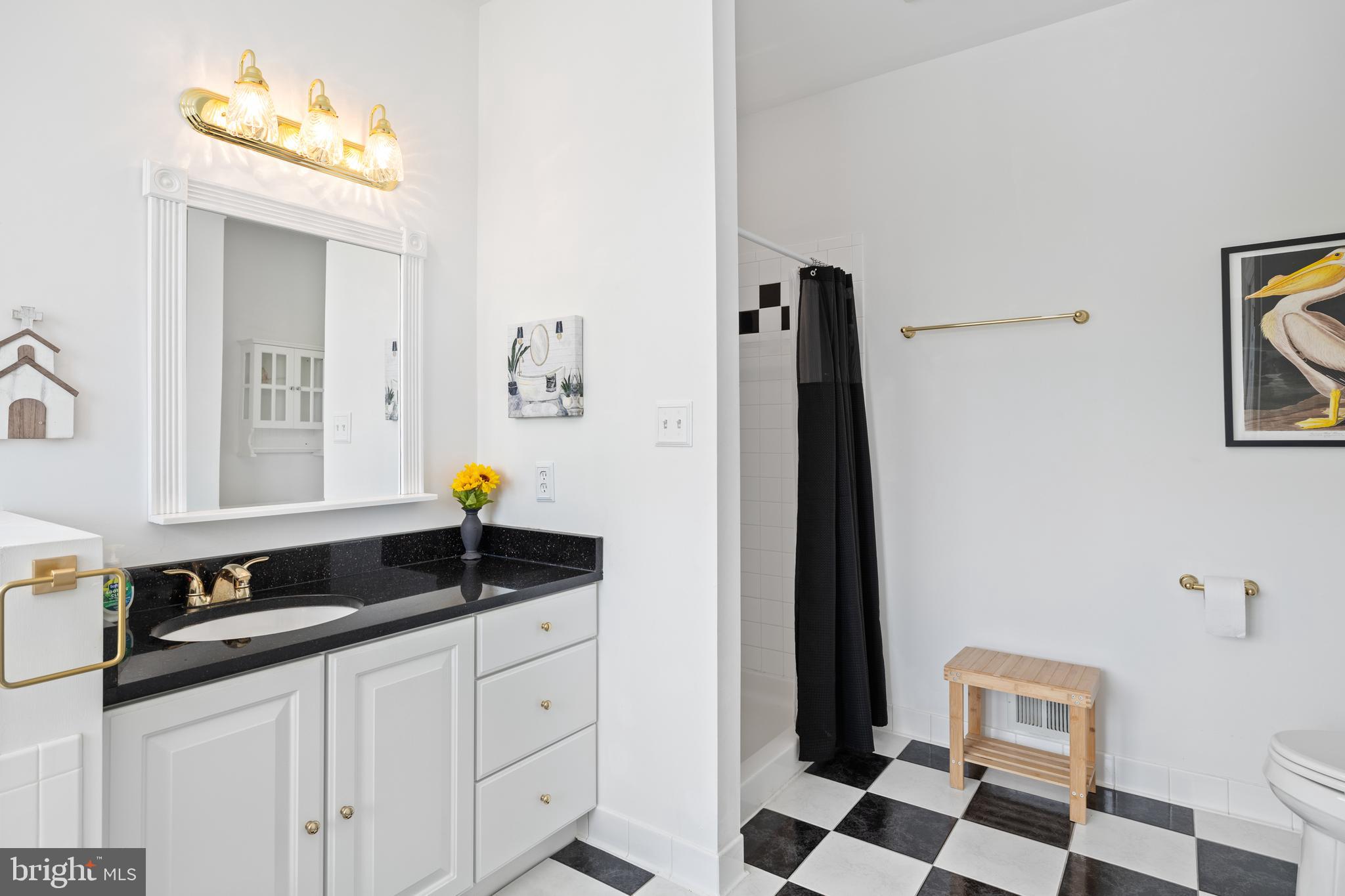 TWIN OAKS - Residential