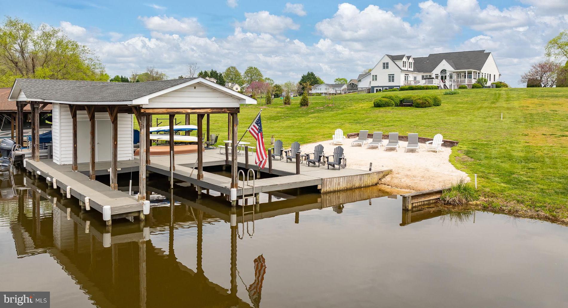 TWIN OAKS - Residential