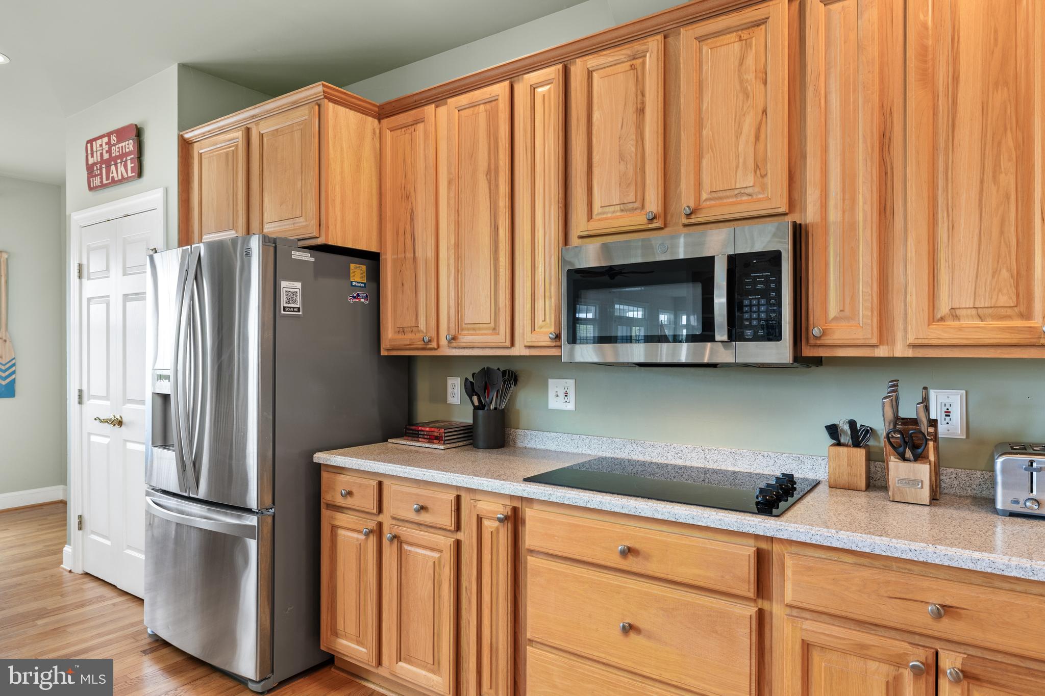 TWIN OAKS - Residential