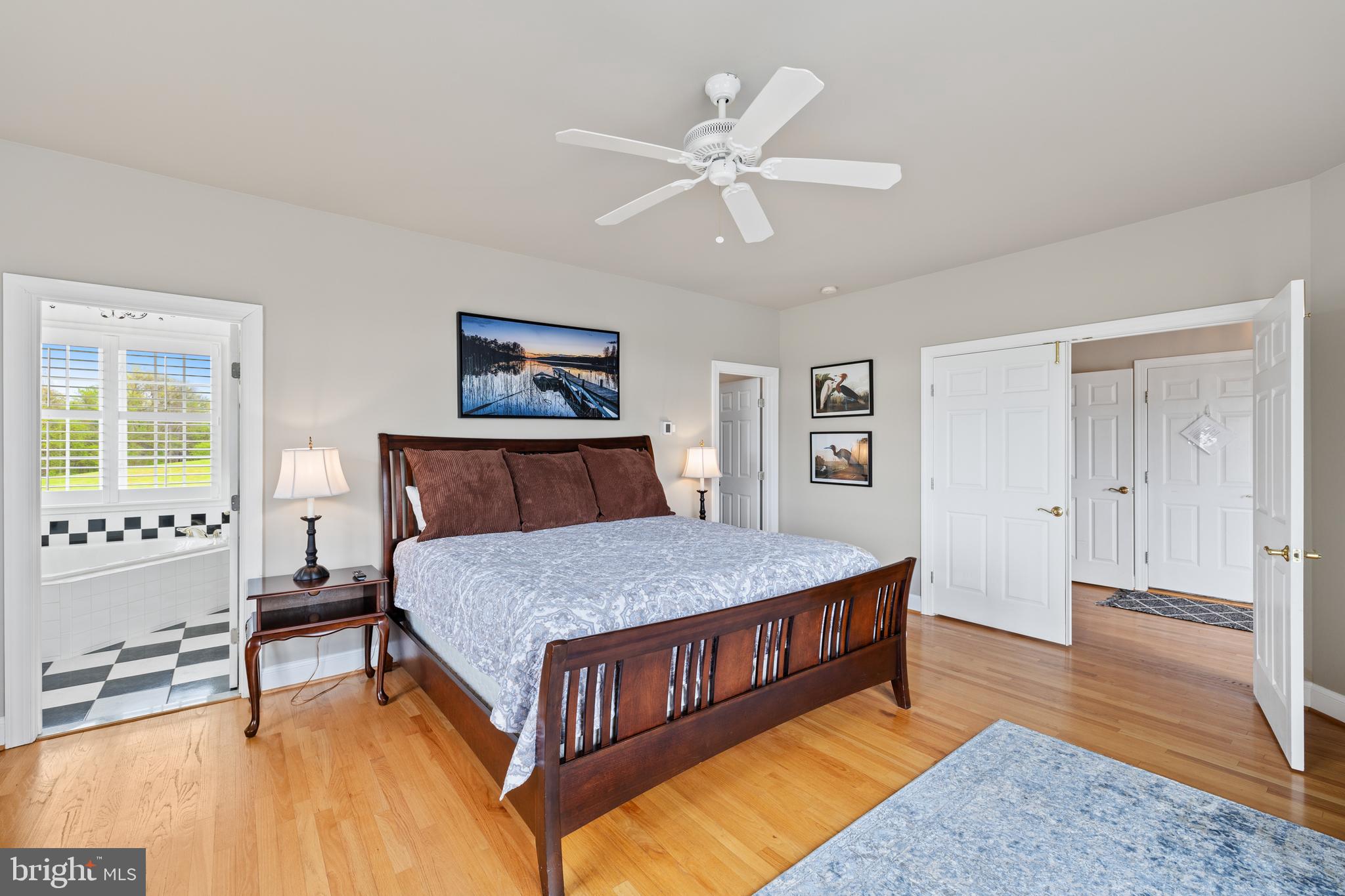 TWIN OAKS - Residential