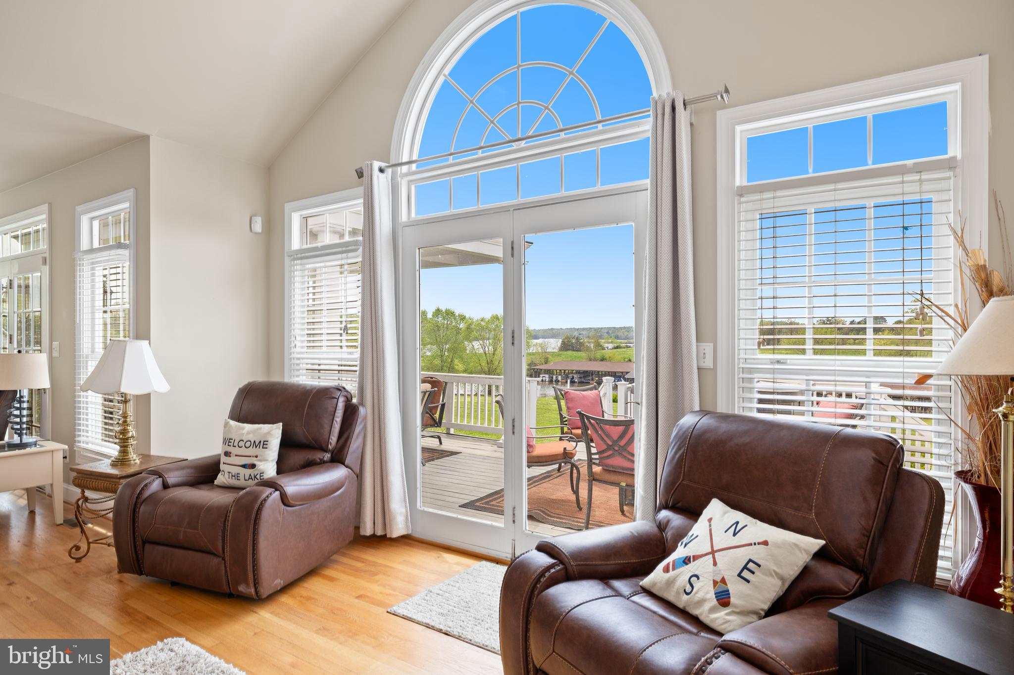 TWIN OAKS - Residential