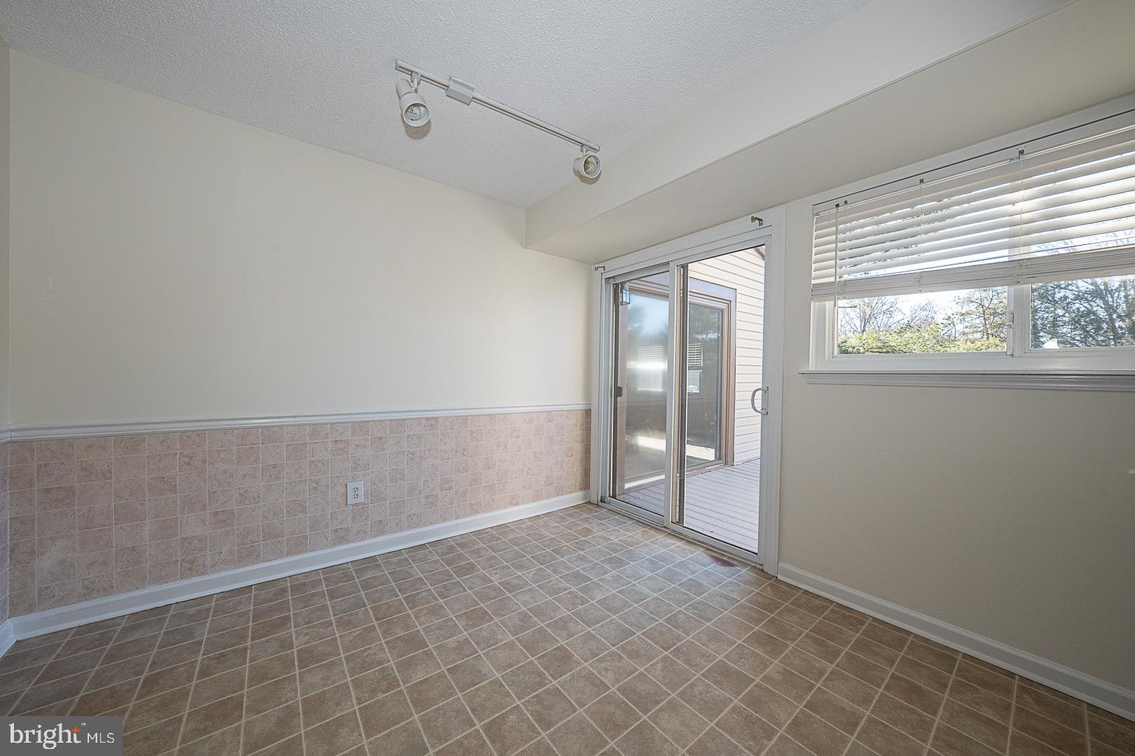 BIRCHWOOD - Residential