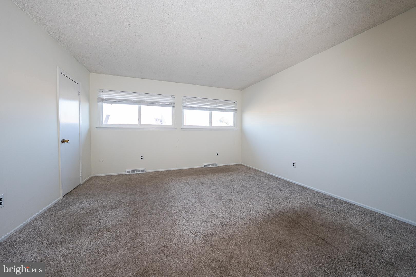 BIRCHWOOD - Residential