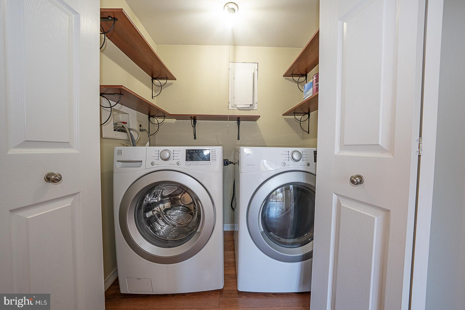 BIRCHWOOD - Residential