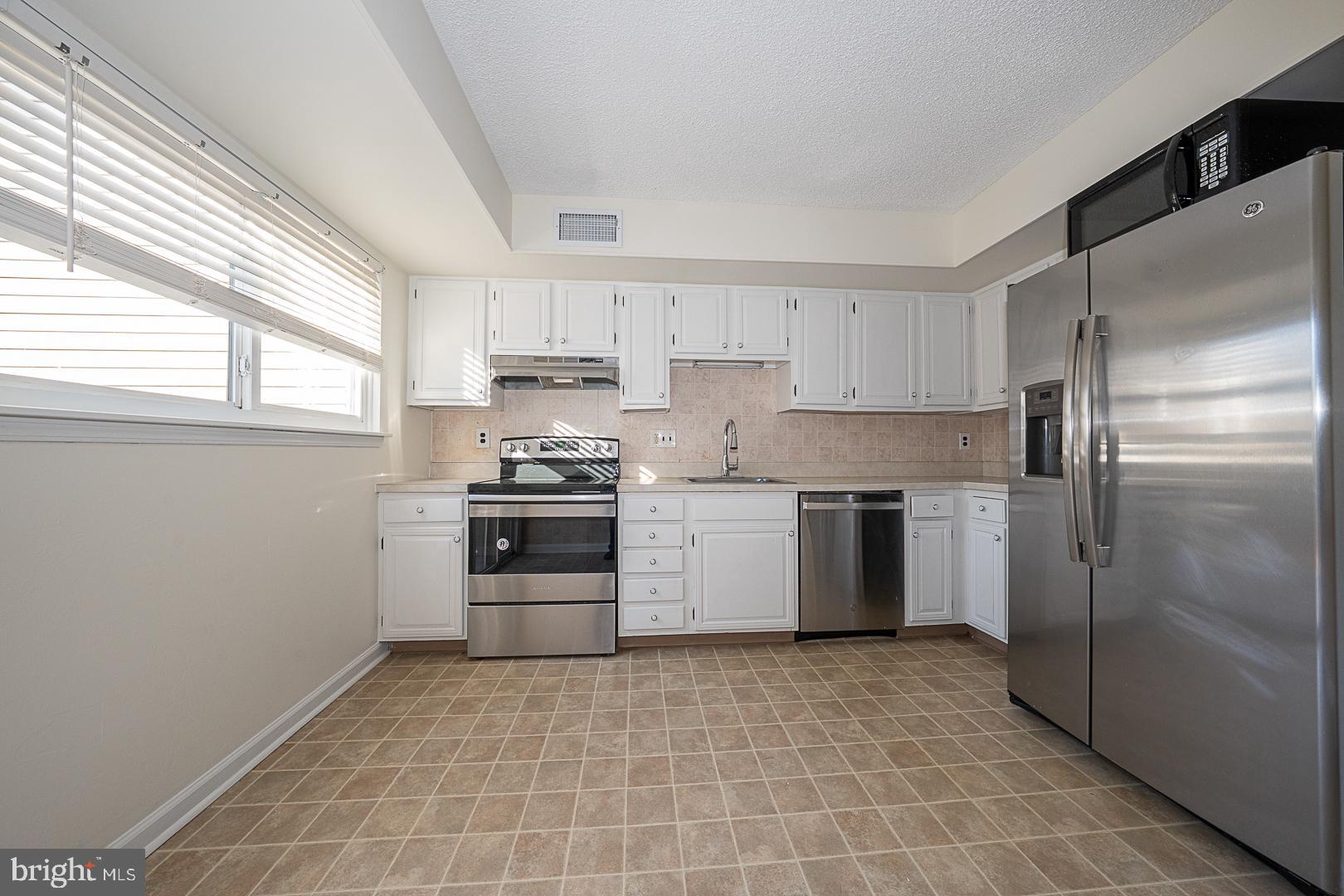 BIRCHWOOD - Residential