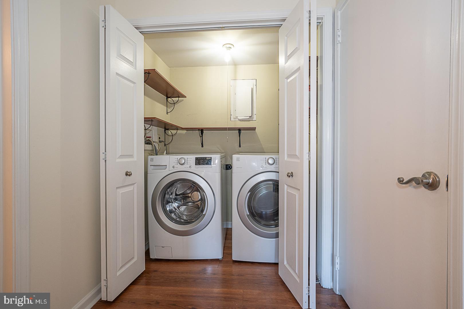 BIRCHWOOD - Residential