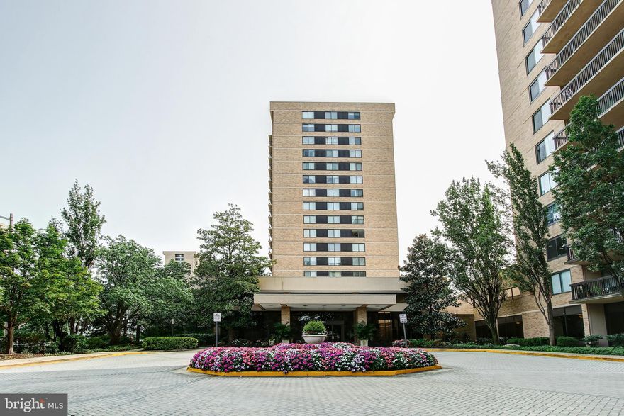 NEW PRICE!!! VERY MOTIVATED SELLER!   GORGEOUS HIGH-RISE, EAST FACING,  WITH TERRACE OVERLOOKING WASHINGTON D.C. CAN SEE THE WASHINGTON MONUMENT AND THE CAPITOL, INCLUDING 4TH OF JULY FIREWORKS!!   IF YOU ARE LOOKING FOR CONVENIENCE INSIDE AND OUT, THIS IS IT!!  CONDO IS IDEALLY  ONLY ONE UNIT AWAY FROM ELEVATOR, WHILE AT THE SAME TIME BEING QUIET AND PEACEFUL!! BRIGHT AND SPACIOUS, 3 BEDROOMS AND 2.5 BATHROOMS, WASHER AND DRYER IN UNIT, HUGE STORAGE CLOSET AND OPEN FLOOR PLAN.   24-HOUR CONCIERGE, GYM, SAUNA, ACTIVITY ROOM, PLAY ROOM, LIBRARY, POOL AND EVEN BICYCLE STORAGE!!   PARKING SPACE IN COVERED GARAGE AND STORAGE CAGE CONVEY. CONDO FEE INCLUDES ALL UTILITIES AND AMENITIES EXCEPT ELECTRIC.    EASY ACCESS TO PUBLIC TRANSPORTATION. METRO BUS, SHUTTLE TO PENTAGON METRO, DOD, BALLSTON MERE STEPS FROM BUILDING. MINUTES TO I395, ROUTE 7, NATIONAL AIRPORT, DC AND OLD TOWN.