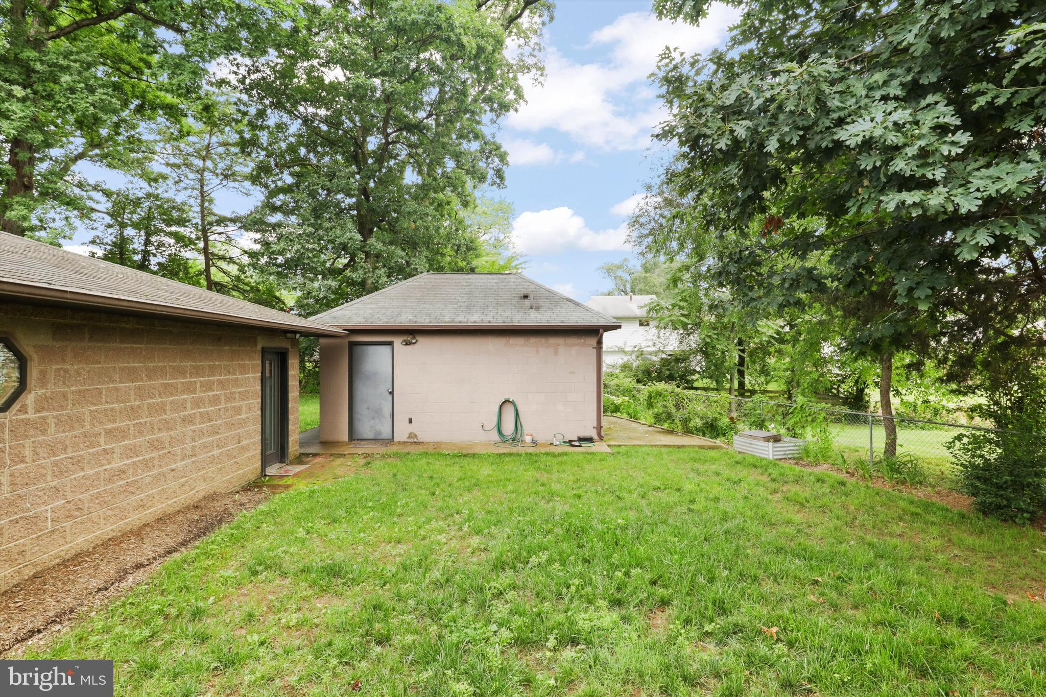 SPRINGFIELD - Residential Lease