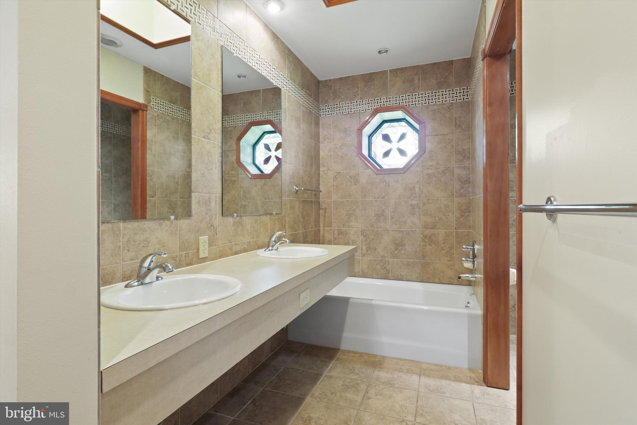 SPRINGFIELD - Residential Lease