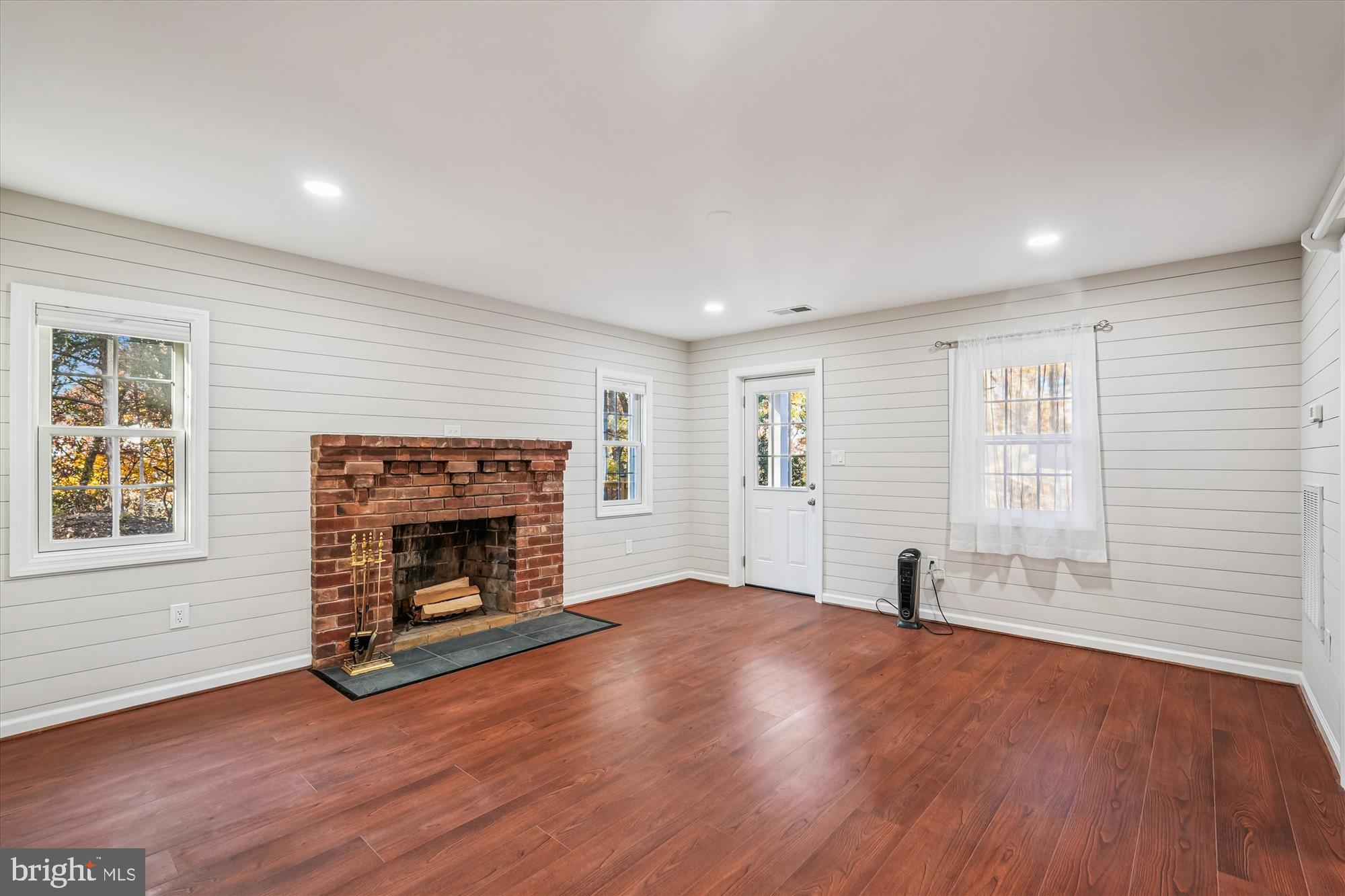 SHENANDOAH RETREAT - Residential