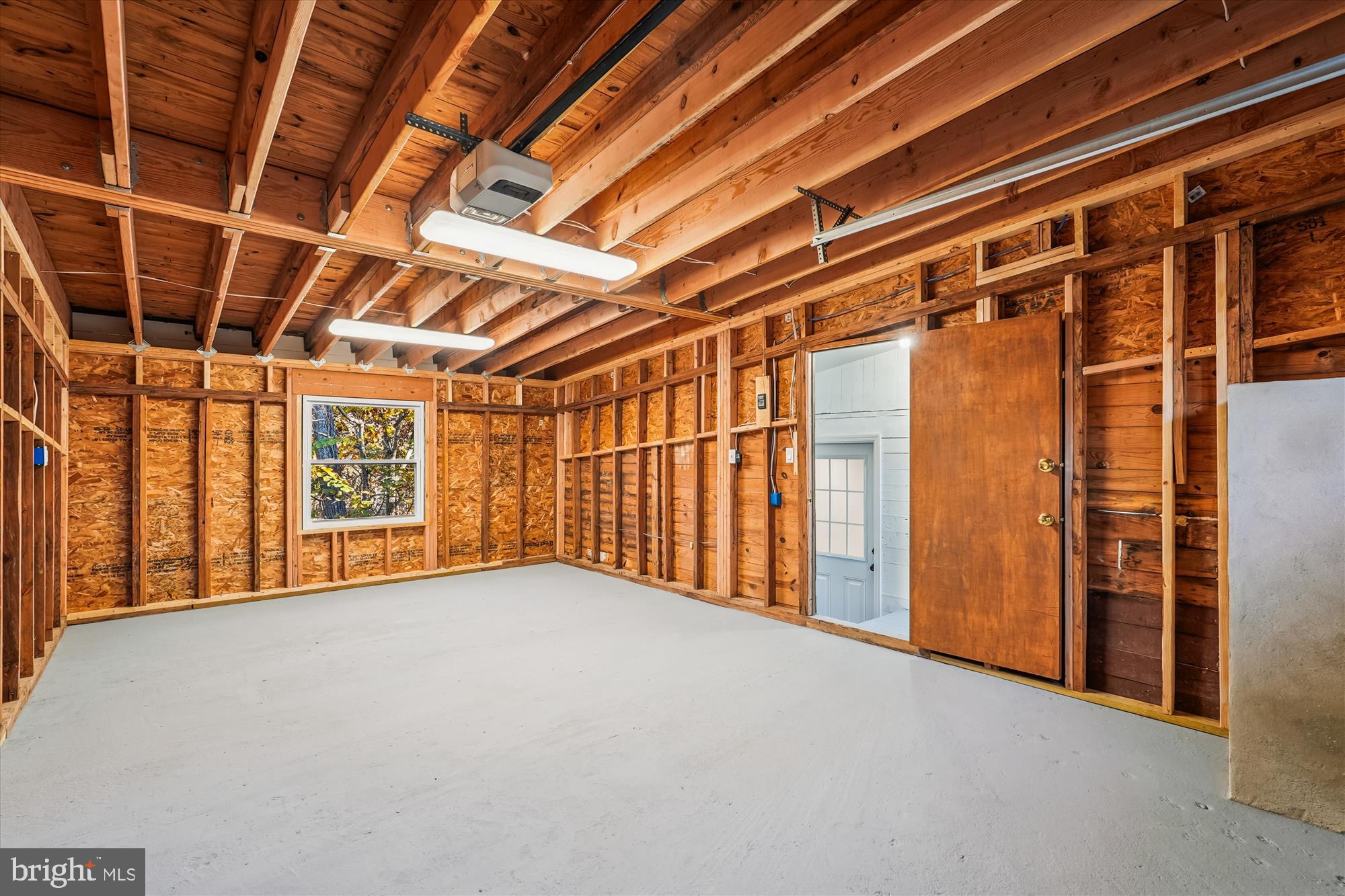 SHENANDOAH RETREAT - Residential