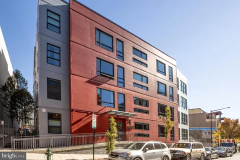 2337 Champlain St NW Unit 102, Washington, DC MLS: DCDC2242040